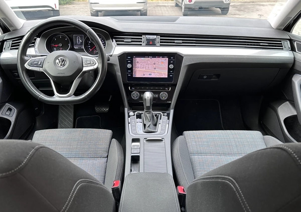 Volkswagen Passat cena 85800 przebieg: 146170, rok produkcji 2020 z Stargard małe 172